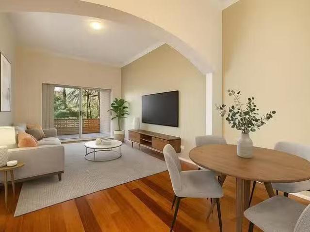 For Rent! 2 BR 7/38 The Crescent, Dee Why, NSW 2099