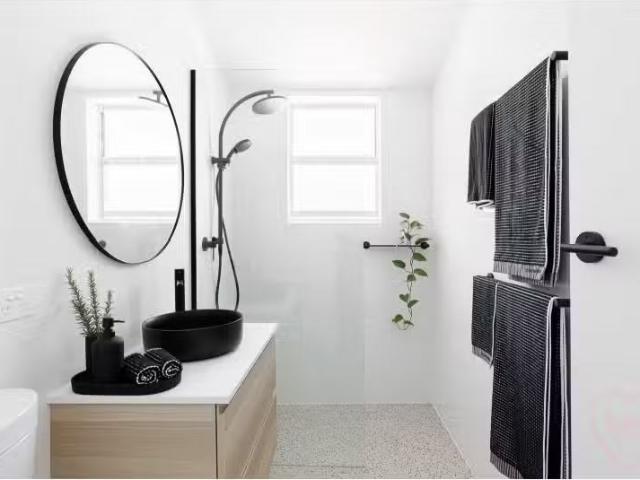 Nice 2 BR 8/64 Knox Street, Watson Apartment for rent Listed.