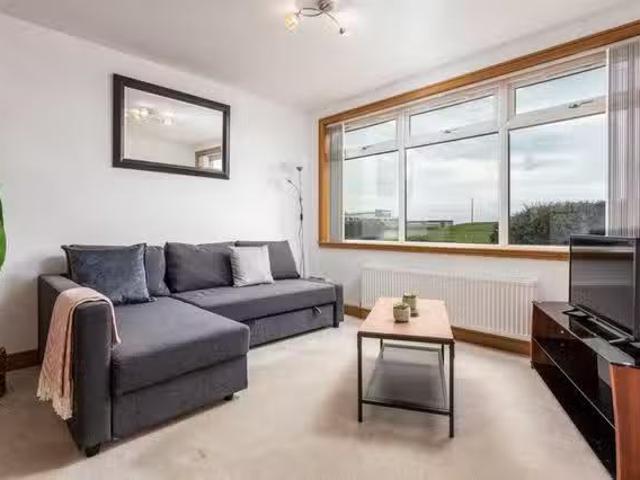 Rental! 2 BR Blackburn Drive