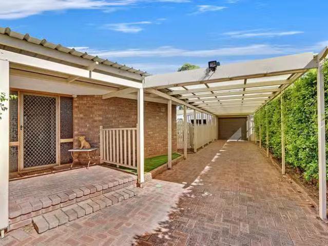 Just in! 2 Bramble Grove, Carey Park, WA 6230