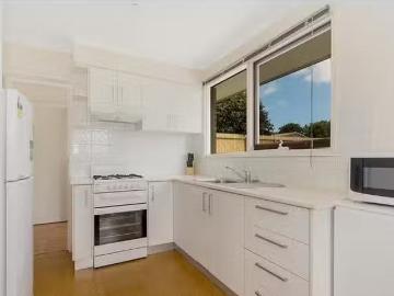 Cheap 2 Loris Close, Grovedale, VIC 3216