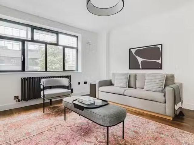For Rent! 2 Rooms Henriques Street, Whitechapel 2 Bedroom.