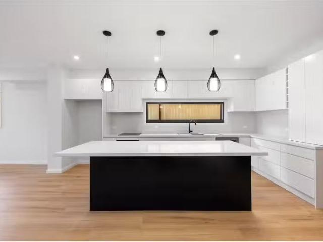 Rental! 2D First Avenue, Loftus Townhouse for rent Listed by.