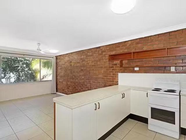 Cozy 3/47 The Strand, North Ward, QLD 4810