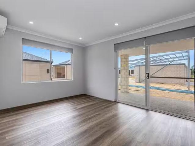 Deal! 34 Maryland Way, Baldivis, WA 6171