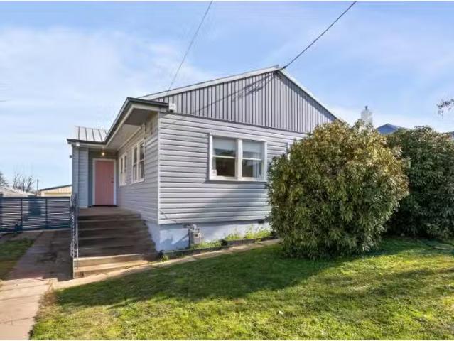 Rental! 353 Anson Street, ORANGE House for rent Listed by Bel.