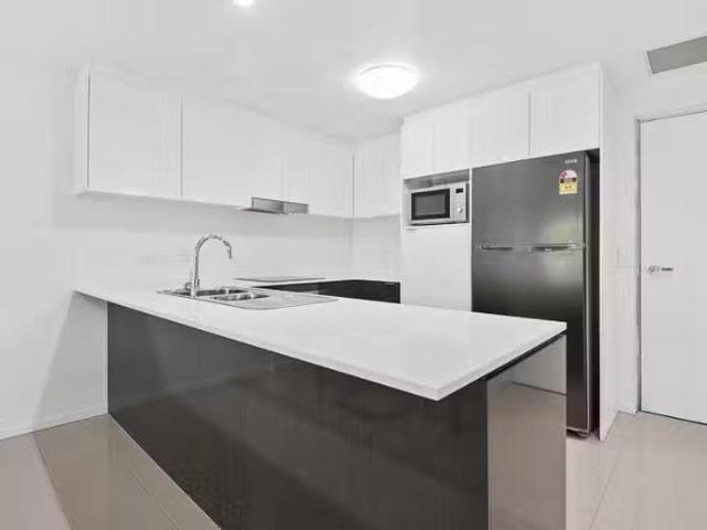 Cheap 35/107 Kittyhawk Drive, Chermside, QLD 4032