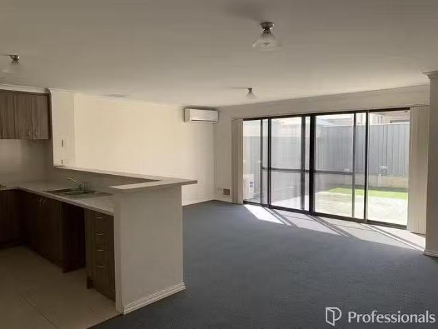 For Rent! 35/191 Railway Avenue, Kelmscott, WA 6111