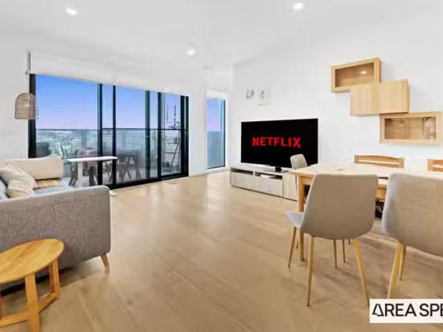 Unique 360 Duke Street, Sunshine North VIC 3020