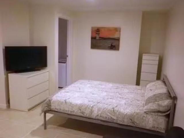 Cheap 3/6 Margaret Street, Camp Hill, QLD 4152