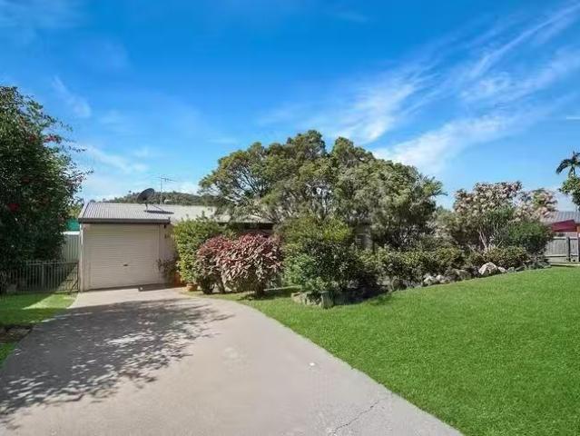 Deal! 36 Mcfarlane Drive, Kanimbla, QLD 4870