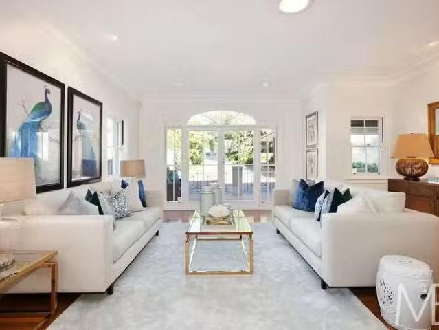 Unique 36 Buckra Street, Turramurra, NSW 2074