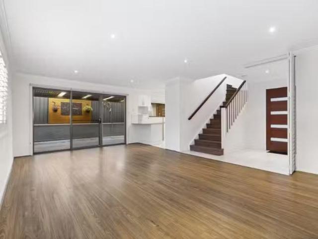 Unique 3/73 Eloora Road, Long Jetty Townhouse for rent Listed.