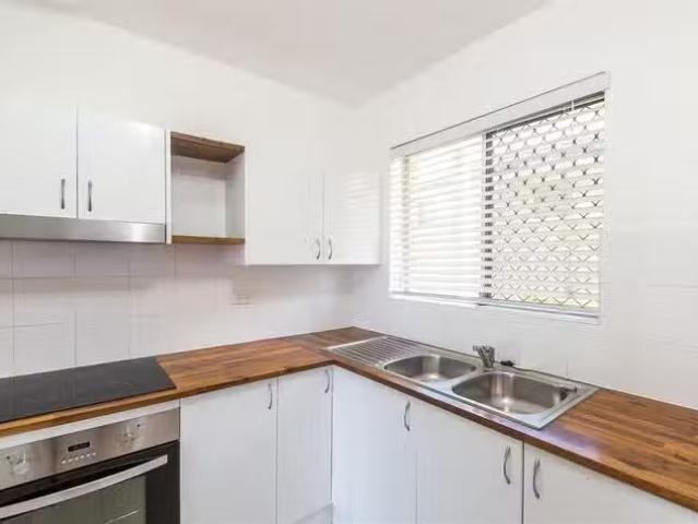 For Rent! 3/77 Kirkland Avenue, Coorparoo, QLD 4151