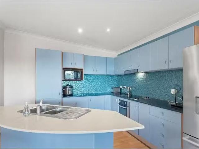 Deal! 37 Trumpeter Circuit, CORLETTE House for rent Listed by.