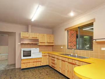 Unique 38 Lake Street, Laurieton, NSW 2443