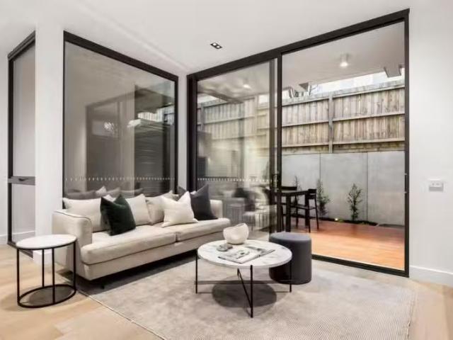 Deal! 3/97 Rostrevor Parade, Mont Albert North VIC 3129 Town.