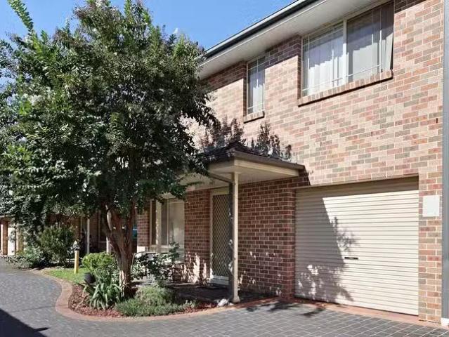 For Rent! 3/98 Saddington Street, St Marys, NSW 2760