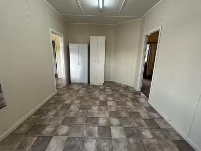 Cozy 39 Creek Street, Cooma, NSW 2630