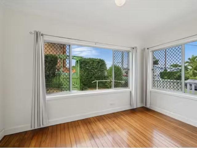 Unique 39 Cross Street, Port Macquarie House for rent Listed.