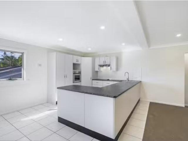 Just in! 39 Dora Street, Morisset Apartment for rent Listed b.
