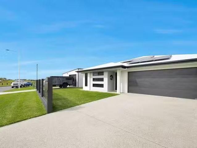 For Rent! 39 Jabiru Circuit, Rural View, QLD 4740