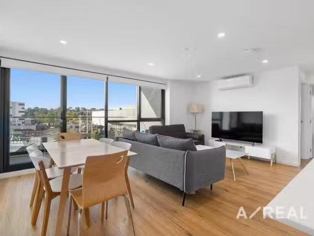 Deal! 301/25 Mountfield Avenue, Malvern East, VIC 3145