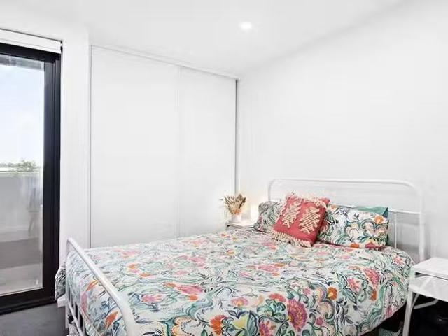 Cheap 301/44 Churchill Road, Ovingham, SA 5082