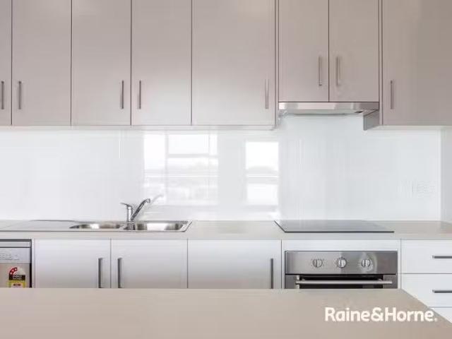 Rental! 302/42 Mab Circuit, Tonsley, SA 5042