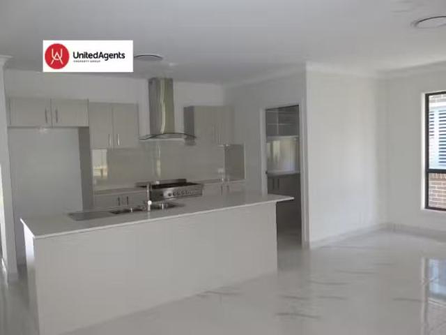 Just in! 30 BANFIELD DRIVE, ORAN PARK House for rent Listed b.