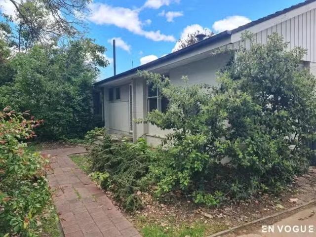 Cheap 30 Durack Street, DOWNER House for rent Listed by Paul.