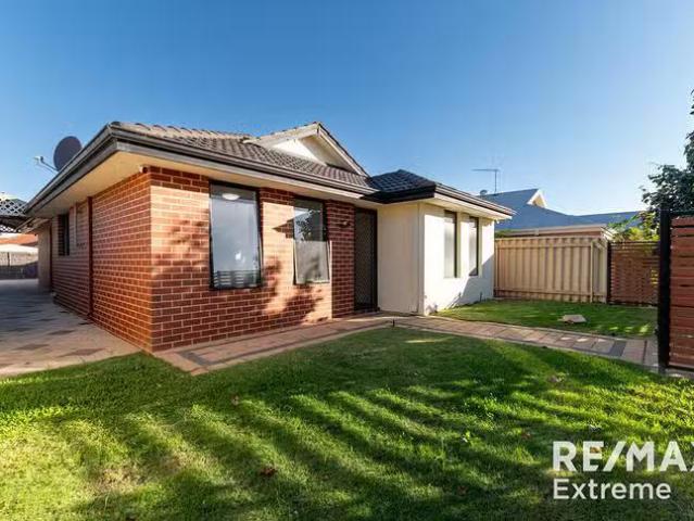 Cozy 30 Heysham Bend, Butler, WA 6036