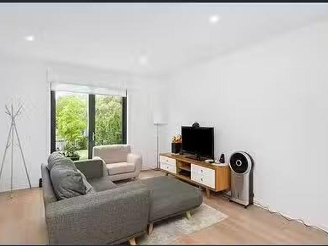 Nice 30 Rialton Avenue, Blackburn North, VIC 3130