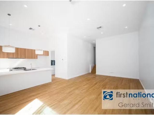 Nice 30 Saddlers Cl, Tahmoor House for rent Listed by Sue Ros.
