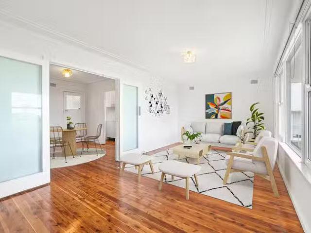 Cheap 30 Warringah Road, Narraweena, NSW 2099