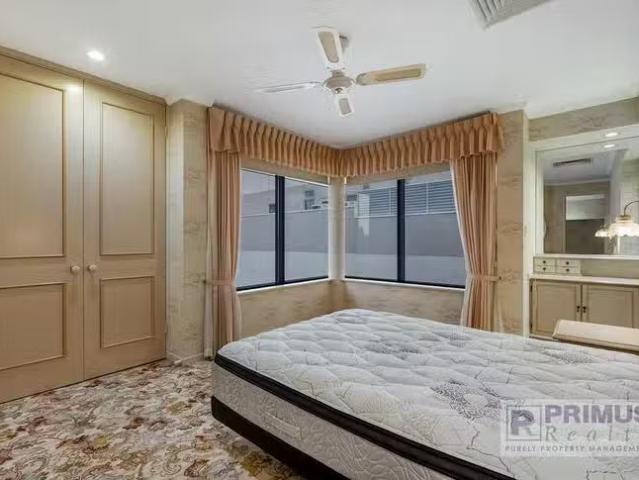 Nice 3/100 Mill Point Road, South Perth, WA 6151