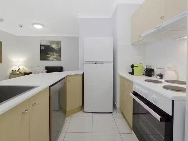 Nice 3/112 116 Surf Parade, Broadbeach, QLD 4218