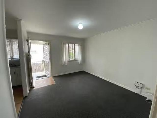 Unique 3/17 Fenton Street, Fairfield, QLD 4103