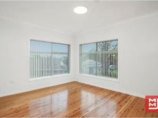 Charming 3/144 Shellharbour Road, Kemblawarra Apartment for re.