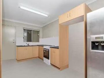 Deal! 3/14 Regent Street, Hyde Park, QLD 4812
