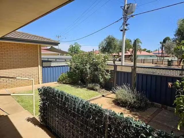 Rental! 3/153 Addis Street, West Lamington, WA 6430