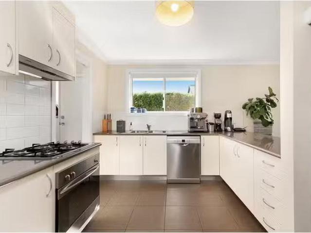 Rental! 3/186 Phillip Street, Orange NSW 2800 Townhouse for re.