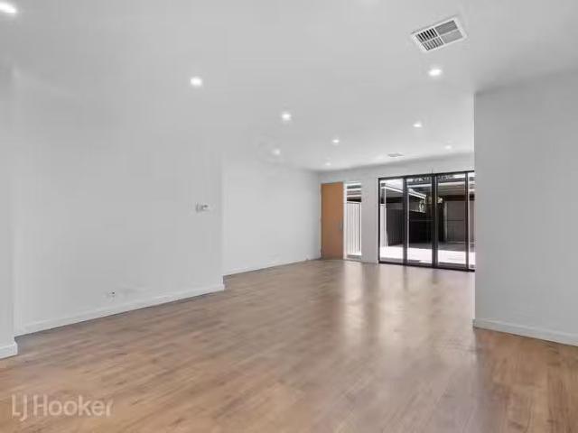 Rental! 31 Abercrombie Avenue, Woodforde, SA 5072