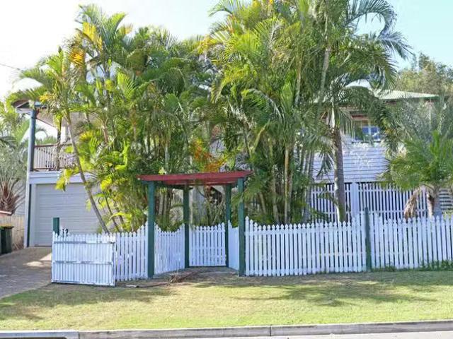 Rental! 31 Judge Street, Norman Park, QLD 4170