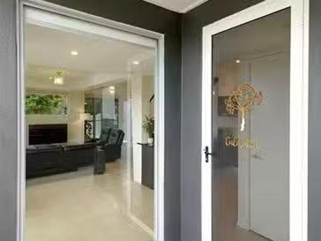 For Rent! 31 Waverley Road, Taringa, QLD 4068
