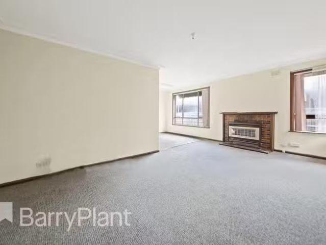 Just in! 31A Andrew Road, Saint Albans, VIC 3021