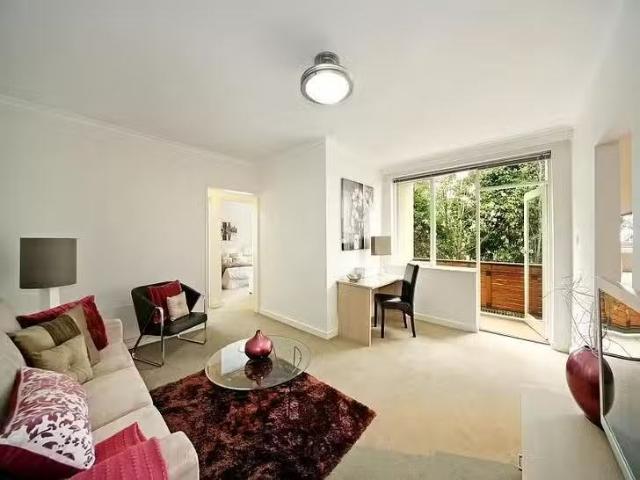 Deal! 3/23 Raleigh Street, Malvern, VIC 3144