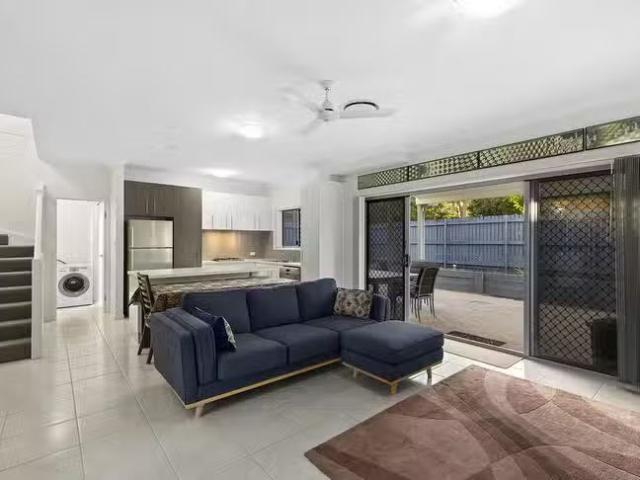 Cozy 3/207 Pickering Street, Enoggera, QLD 4051