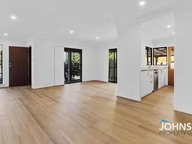 Deal! 3/26 Alexandra Road, East Fremantle, WA 6158