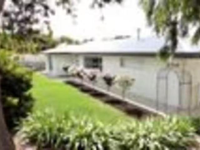 Cheap 32 Black Road, Flagstaff Hill, SA 5159